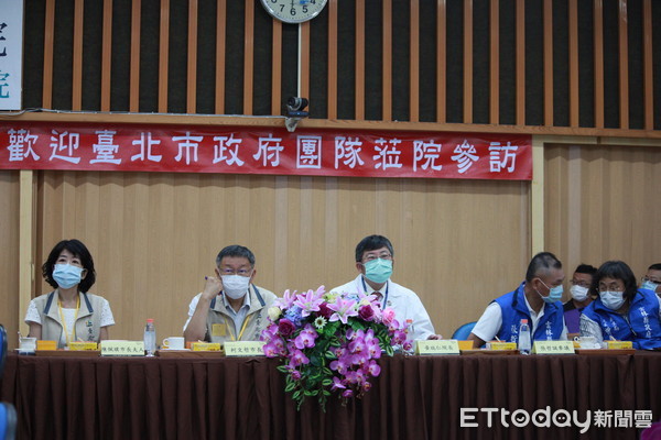 ▲▼柯文哲參訪台大雲林分院斗六院區。(圖/記者楊亞璇攝) ▲▼柯文哲參訪台大雲林分院斗六院區。(圖/記者楊亞璇攝)
