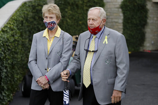 ▲▼ 「金熊」尼可勞斯(Jack Nicklaus)與妻子芭芭拉(Barbara Nicklaus) 。(圖/達志影像/美聯社) ▲▼ 「金熊」尼可勞斯(Jack Nicklaus)與妻子芭芭拉(Barbara Nicklaus) 。(圖/達志影像/美聯社)