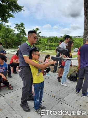 ▲台南市善化警分局在「江南渡假村大台南漆彈場」，舉辦漆彈賽「活力、拒毒—武動青春」活動，吸引眾多青少年朋友參與。（圖／記者林悅翻攝，下同）