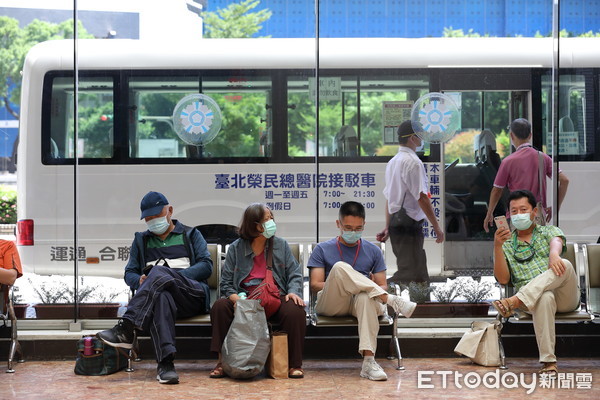 ▲▼榮總就醫民眾。（圖／記者湯興漢攝）