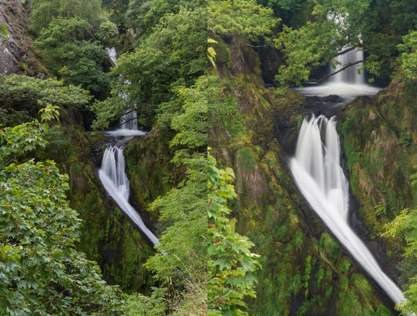 ▲威爾斯的塞納莫爾瀑布（Ceunant Mawr waterfall）。（示意圖／達志影像）