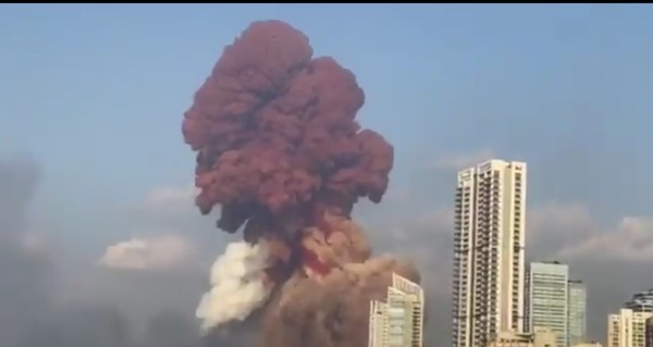 ▲▼黎巴嫩爆炸。（圖／翻攝推特／@Sputnik_Insight）