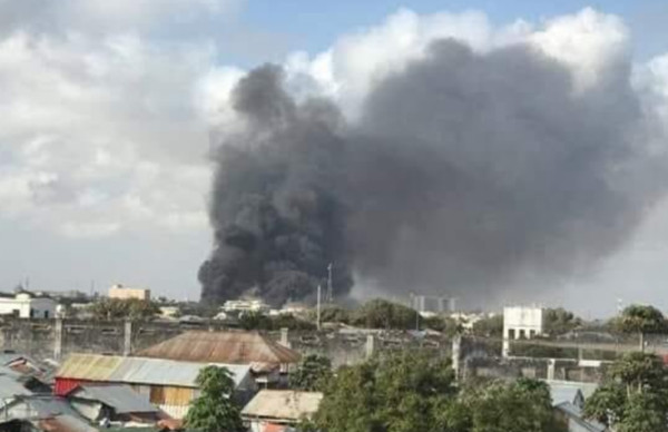 ▲▼ 索馬利亞首都摩加迪休（Mogadishu）一處軍事基地發生爆炸。（圖／翻攝自推特）