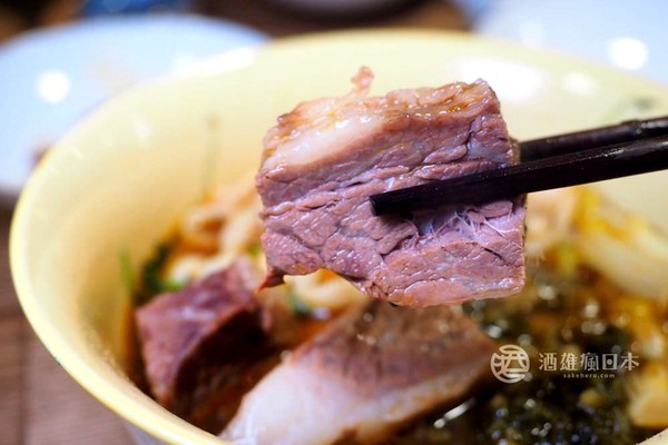▲陳嵐舒的gubami用純粹以牛肉堆疊出湯的厚度。（圖／酒雄瘋日本提供）