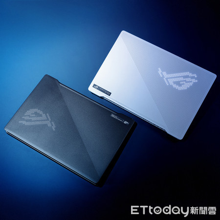 ▲華碩旗下搭載NVIDIA GeForce RTX系列顯示卡之高階電競筆電稱霸歐洲、中東及非洲市場。Asus筆電收購ROG Zephyrus G14</a>，<a href='https://www.cool3c.com/'>Asus筆電收購ROG Zephyrus Duo 15。（圖／華碩提供）