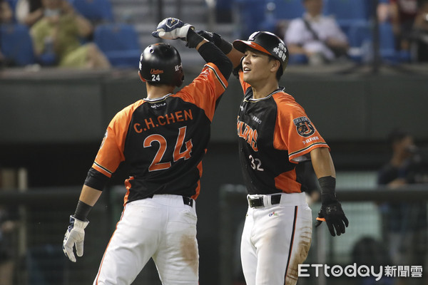 ▲▼0819 中華職棒統一獅對樂天桃猿-蘇智傑。(圖/記者黃克翔攝) ▲▼0819 中華職棒統一獅對樂天桃猿-蘇智傑。(圖/記者黃克翔攝)