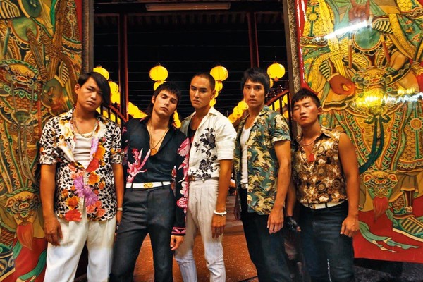 ▲▼【拆夥自己賺】期滿自立門戶 鳳小岳不再續約李烈。(圖/鏡週刊) ▲▼【拆夥自己賺】期滿自立門戶 鳳小岳不再續約李烈。(圖/鏡週刊)