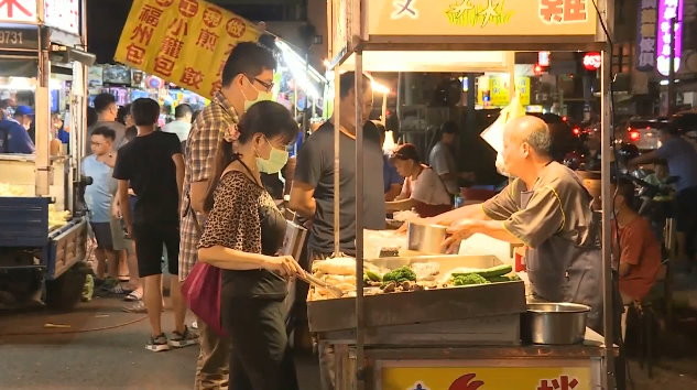 台中夜市倒一波！新型「小可愛夜市」崛起　在地人才知道。（圖／東森新聞）