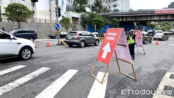 ▲中秋、國慶連假萬里蟹開跑 龜吼、野柳漁港總量管制避開2時段。（圖／記者郭世賢翻攝）