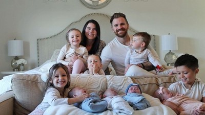 已有5子又懷「四胞胎」！超級夫婦勵志生出足球隊　照顧九個小寶貝不嫌累