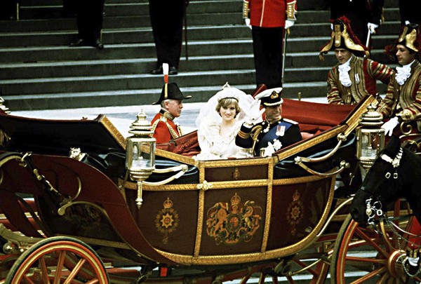 ▲▼查理斯王子與黛安娜王妃的婚禮。（圖／達志影像／美聯社）