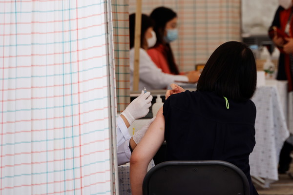 ▲▼南韓流感疫苗爆安全疑慮，截至21日已累計5人死亡。（圖／路透）