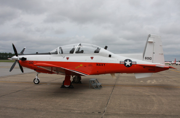 ▲▼美國海軍「T-6德州人II教練機」（T-6B Texan II）。（圖／翻攝自T6BDriver.com）
