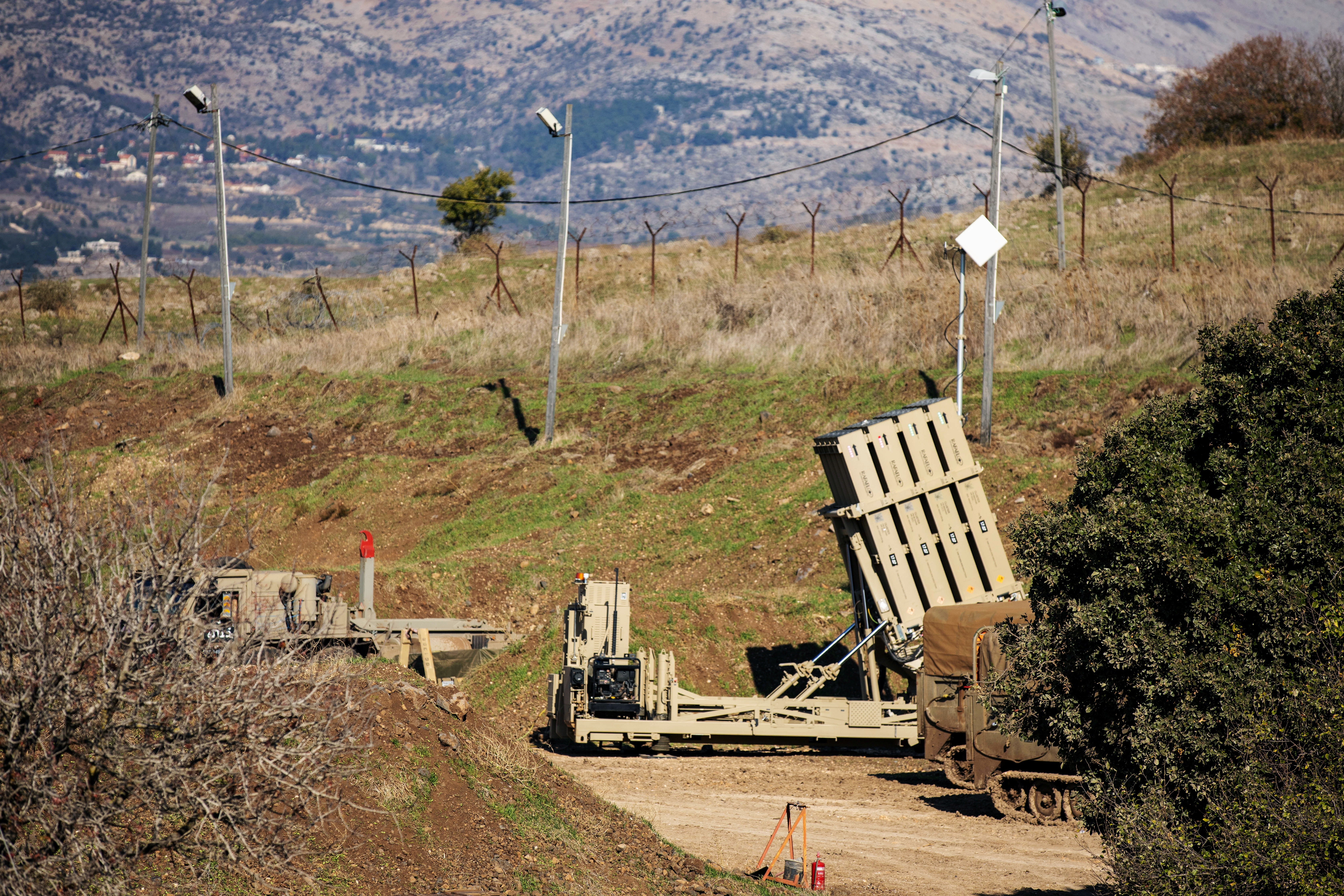 ▲▼敘利亞在與以色列邊境接壤處部署反導彈系統，專門針對戈蘭高地的威脅進行回應。（圖／路透）