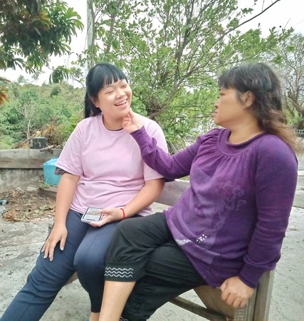 ▲▼屏東家扶中心表揚5位向上兒少。(圖/屏東家扶中心提供) ▲▼屏東家扶中心表揚5位向上兒少。(圖/屏東家扶中心提供)