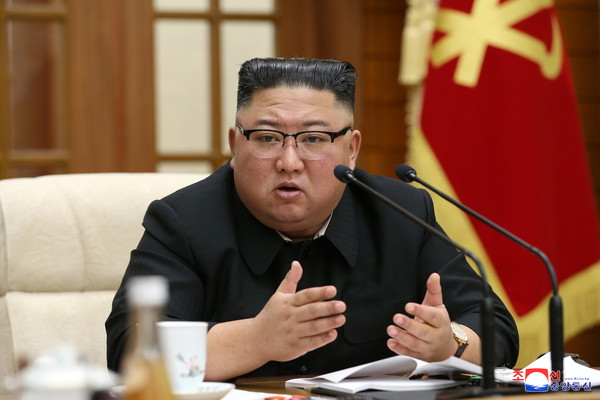 ▲▼北韓最高領導人金正恩召開政治局擴大會議，討論經濟問題。（圖／路透社）