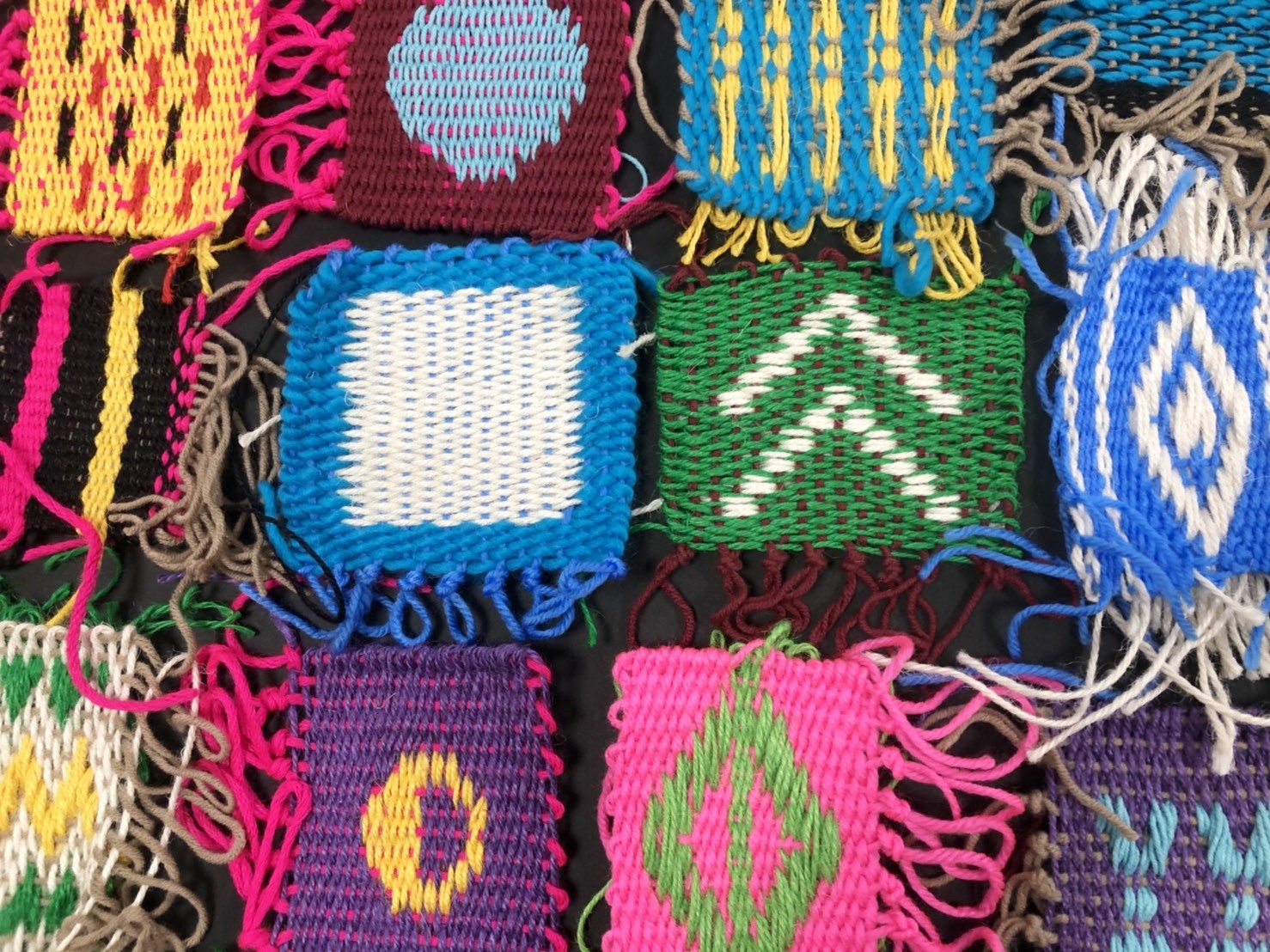 ▲▼  台科大學生打造「可以織布的書」傳承原住民文化　獲國內外設計大獎       。（圖／台灣科技大學提供）