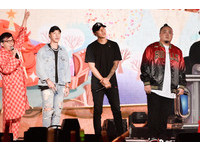 ▲▼2020新北歡樂耶誕城「巨星耶誕演唱會」，頑童MJ116。（圖／記者張一中攝）