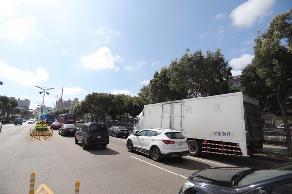 ▲解決桃園內壢交通壅塞問題,議長邱奕勝提出:完善分流規劃。(圖/市議會提供) ▲解決桃園內壢交通壅塞問題,議長邱奕勝提出:完善分流規劃。(圖/市議會提供)