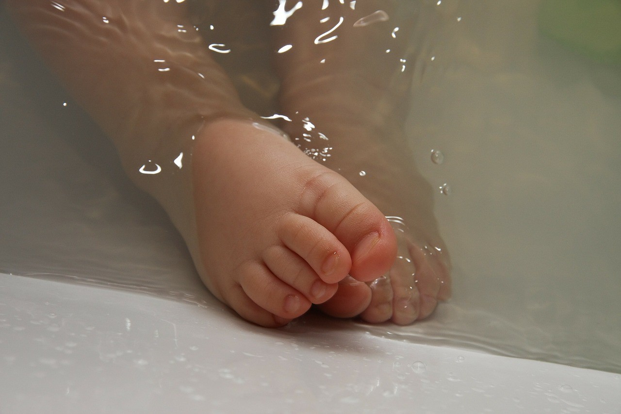 ▲▼嬰兒,洗澡,泡澡,燙傷,熱水,兒童,虐童。（圖／取自免費圖庫pixabay）
