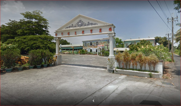 ▲▼在台南經營20多年的「世界蛇王教育農場」，因為「蛇王」黃國男過世熄燈。（圖／翻攝自Google maps）