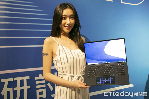 ▲《CES 2021》華碩發表筆電、螢幕新品　再推首款編織布「可攜式投影機」ASUS ZenBook、VivoBook、ExpertBook、Chromebook、TUF Gaming。（圖／記者姚惠茹攝）