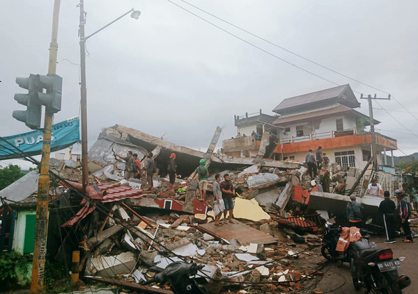 ▲▼印尼地震。（圖／達志影像／美聯社）