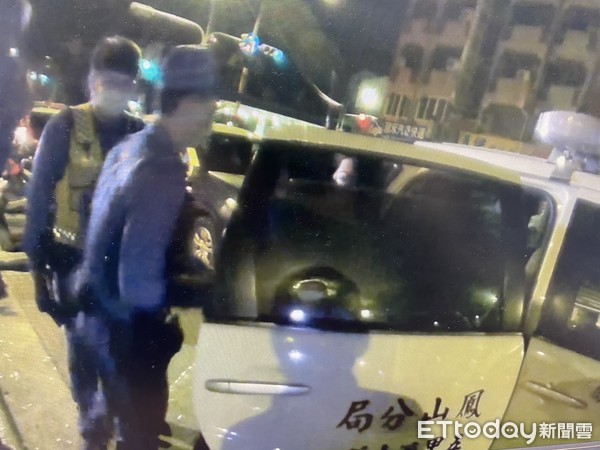 ▲高雄一家KTV清晨發生鬥毆事件。(圖/記者吳奕靖翻攝) ▲高雄一家KTV清晨發生鬥毆事件。(圖/記者吳奕靖翻攝)