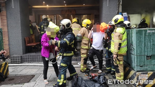 ▲▼北市林森北路寢具店火警。(圖/記者黃彥傑攝) ▲▼北市林森北路寢具店火警。(圖/記者黃彥傑攝)