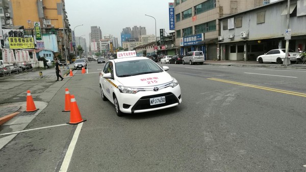 ▲▼▲汽車駕照,汽車考照,汽車路考,路考,開車,開車族。(圖/公路總局提供)