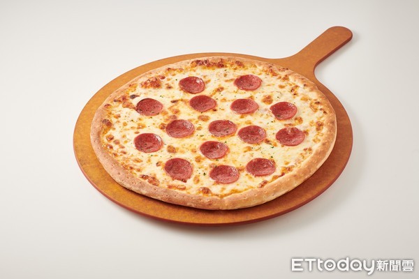 ▲炸雞+披薩吃到飽400元有找　咕咕家新韓國炸雞品牌試營運 。（圖／咕咕家提供）