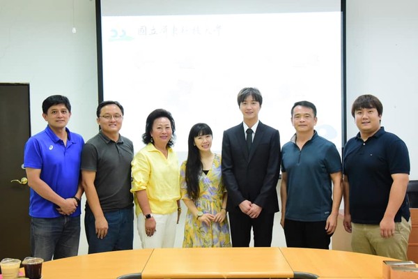 江宏傑婚後蠟燭三頭燒。(圖/翻攝自Facebook/江宏傑、屏科南風) 江宏傑婚後蠟燭三頭燒。(圖/翻攝自Facebook/江宏傑、屏科南風)