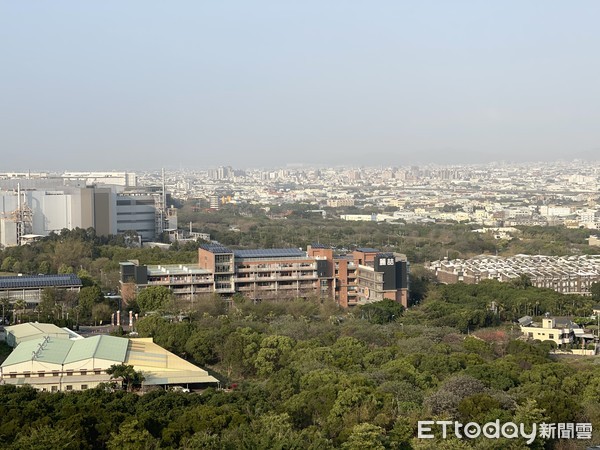 ▲▼台中往大雅方向鳥瞰。（圖／記者陳筱惠攝）