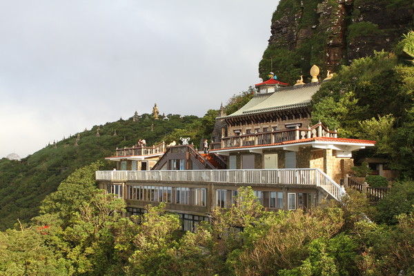 ▲靈鷲山無生道場,九份,馥蘭朵宜蘭里山「破虛空」,穿屋巷,九份茶坊。（圖／東北角暨宜蘭風管處提供）