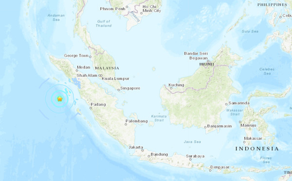 ▲▼印尼外海6.0強震　當局發海嘯警報。（圖／翻攝自USGS）
