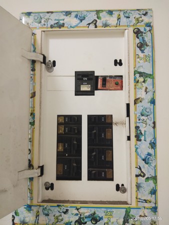 ▲▼小孩的房間有電源總開關 會影響健康嗎??(圖/翻攝爆系知識家) ▲▼小孩的房間有電源總開關 會影響健康嗎??(圖/翻攝爆系知識家)