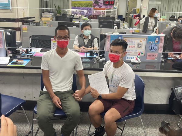 ▲▼台灣伴侶權益推動聯盟。(圖/記者林育綾攝) ▲▼台灣伴侶權益推動聯盟。(圖/記者林育綾攝)