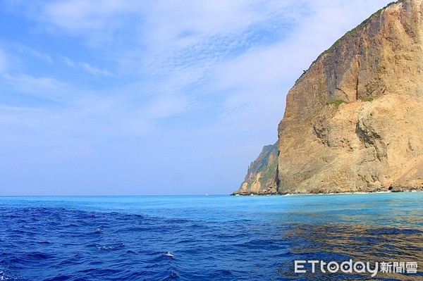 ▲▼搭豪華帆船玩龜山島,龜山島牛奶海,龜山島划SUP。（圖／記者蔡玟君攝）