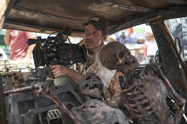 ▲▼好萊塢名導查克史奈德（Zack Snyder）再度推出活屍片《活屍大軍》，由戴夫巴帝斯塔（Dave Batista）主演。（圖／Netflix提供）