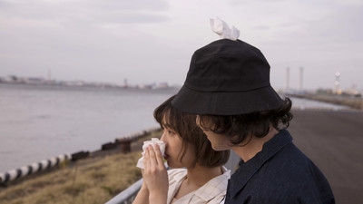 妹子別哭「摸摸我的頭！」　日本超鬧漁夫帽　實用爆表但下雨就完了