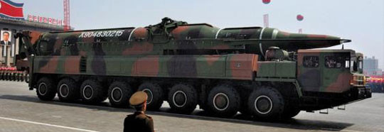 北韓移動式洲際彈道導彈KN-08。（圖／朝鮮中央電視台）