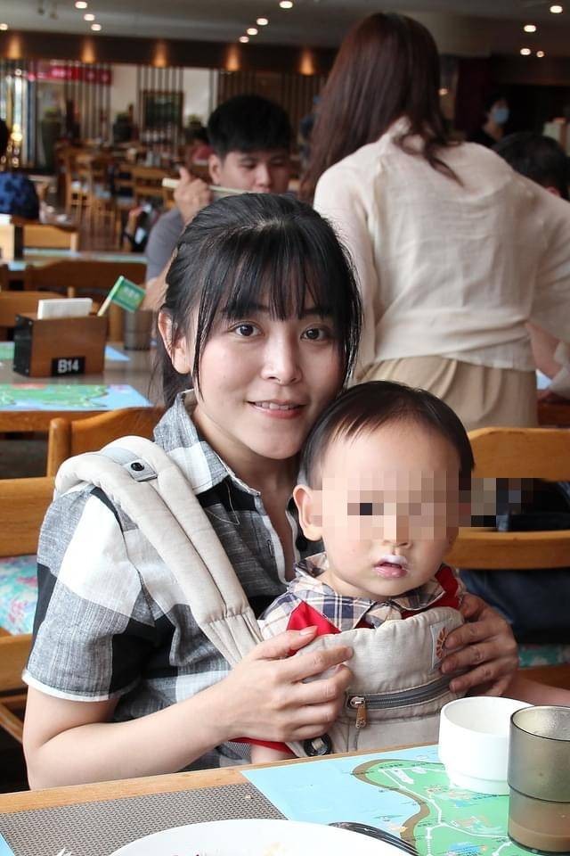 ▲李佳蓉跟可愛的雙胞胎弟弟。(圖/院方提供) ▲李佳蓉跟可愛的雙胞胎弟弟。(圖/院方提供)