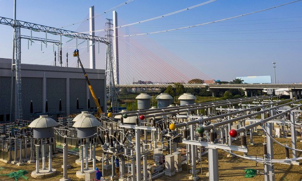 ▲廣東缺電情況嚴重，東莞地區部分工廠錯峰用電導致產能受影響。（圖／CFP）