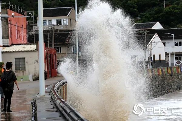 ▲烟花颱風二次登陸大陸東部沿海地區。（圖／翻攝中國天氣網）