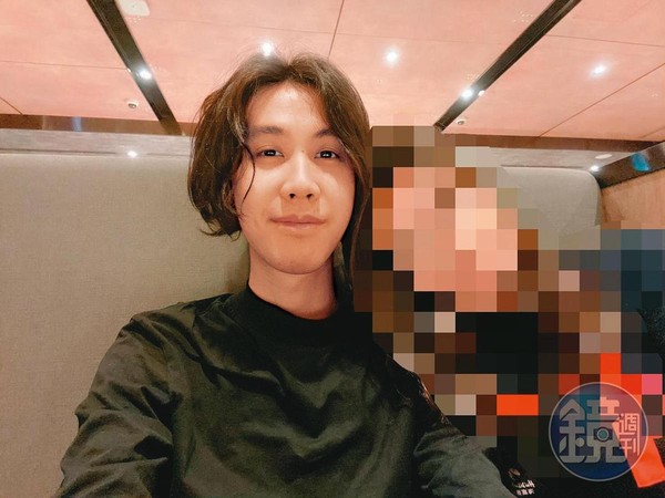 前女友A小姐(右)痛批溫晉豪(左)是個媽寶渣男。(讀者提供)