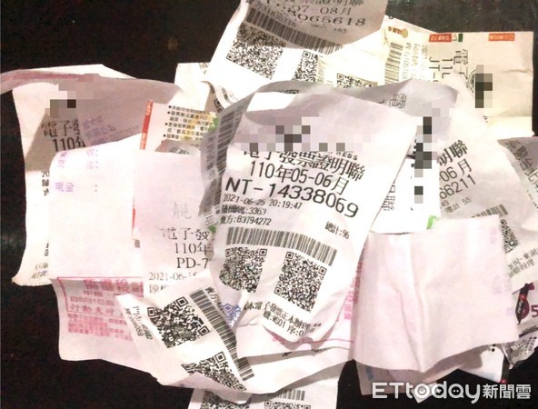 ▲▼發票。(圖/記者吳珍儀攝) ▲▼發票。(圖/記者吳珍儀攝)