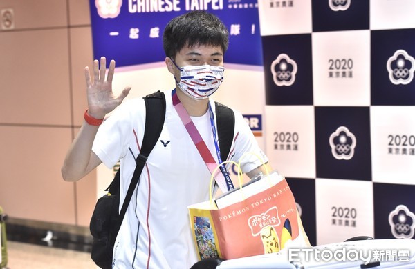 ▲▼2020東奧代表團桌球代表隊林昀儒返台,東奧中華隊。（圖／記者李毓康攝）
