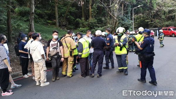 ▲▼台北市竹子湖黑森林風景區，有劇組人員遭虎頭蜂攻擊，現場有多名人員遭螫傷送醫。（圖／記者黃彥傑攝）