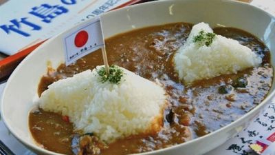 一碗咖哩引起3國不滿！　「白飯造型像爭議島嶼」網戰翻