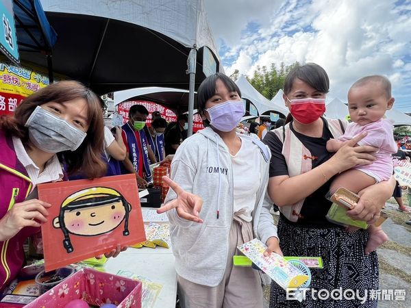 ▲公路總局最新高科技數位行動監理車「 變形金剛」開到屏東來義             。（圖／記者陳崑福翻攝，以下同）